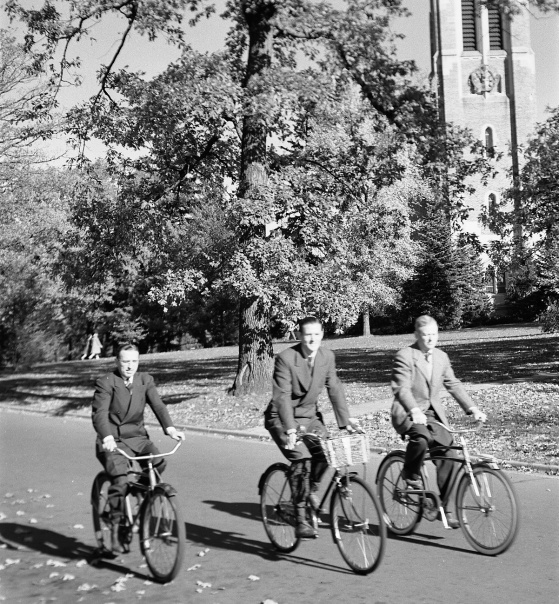 Milton-muelder-cycling-w-friends on MSU Campus